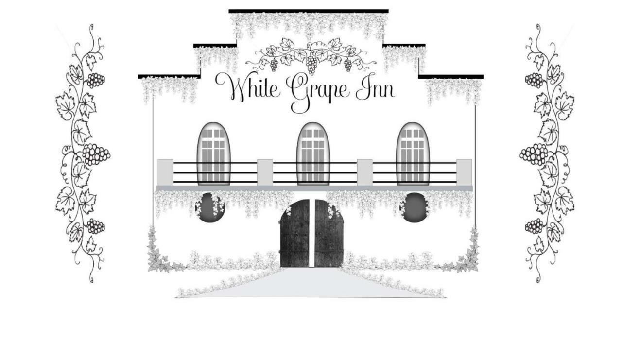 White Grape Inn Piégut-Pluviers Kültér fotó