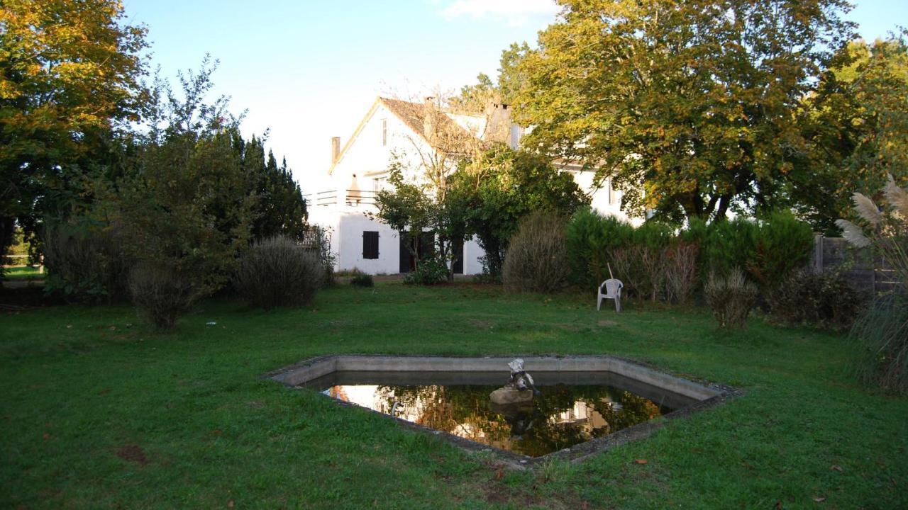 White Grape Inn Piégut-Pluviers Kültér fotó